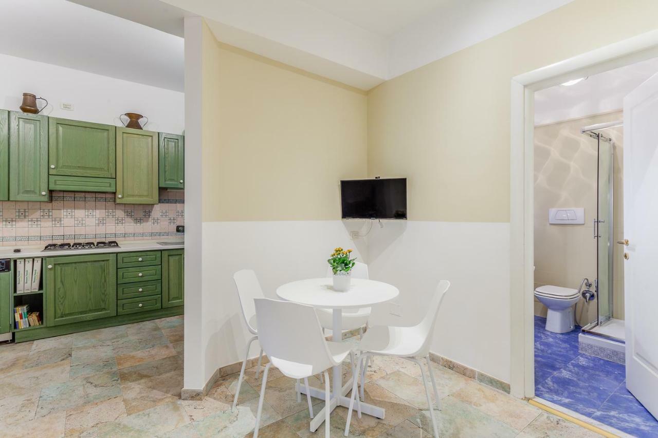 רומא Maison Giulivia Art Proprietaire מראה חיצוני תמונה